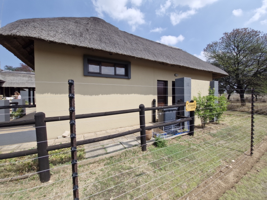 3 Bedroom Property for Sale in Letamo Game Farm Gauteng