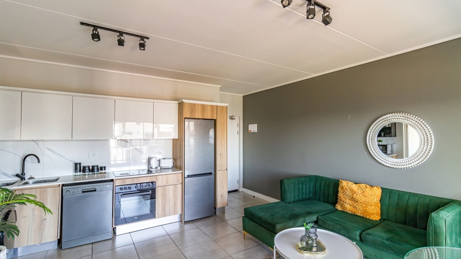 1 Bedroom Property for Sale in Waterfall Gauteng