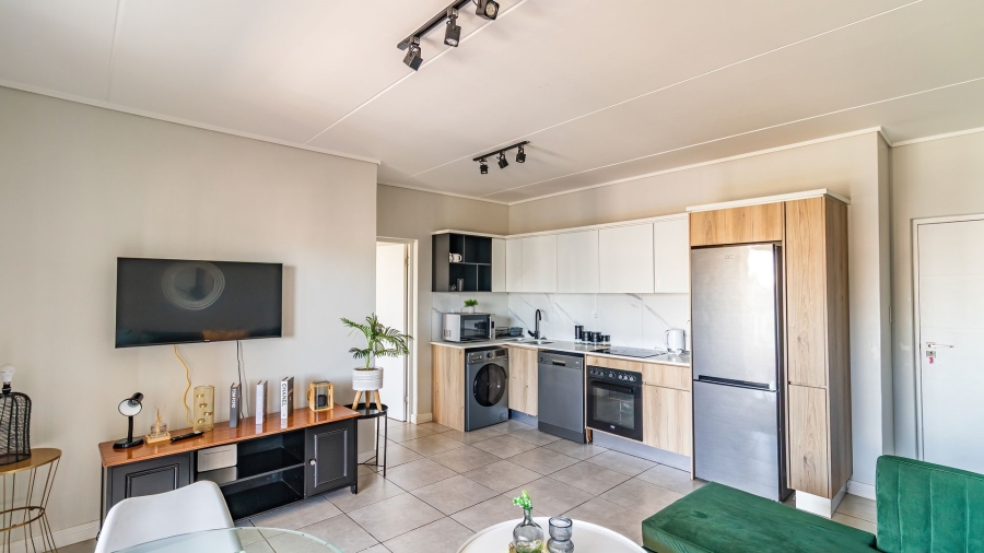 1 Bedroom Property for Sale in Waterfall Gauteng