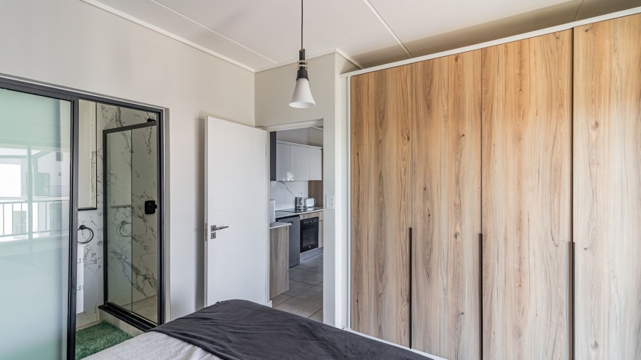 1 Bedroom Property for Sale in Waterfall Gauteng