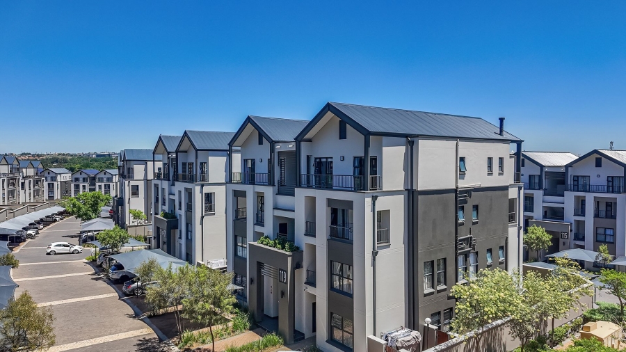 1 Bedroom Property for Sale in Waterfall Gauteng