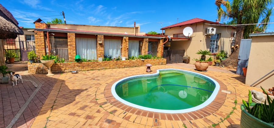 2 Bedroom Property for Sale in Daspoort Gauteng