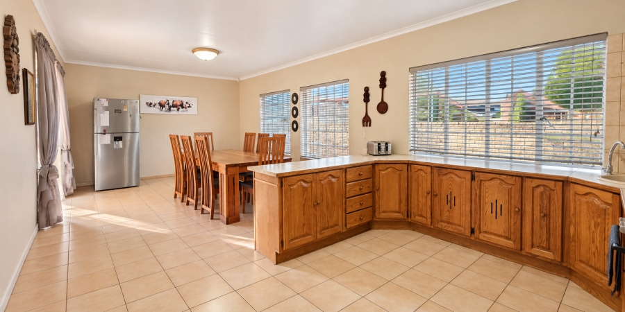 4 Bedroom Property for Sale in Montana Park Gauteng