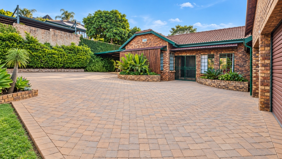 4 Bedroom Property for Sale in Montana Park Gauteng