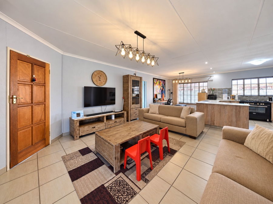 3 Bedroom Property for Sale in Moreleta Park Gauteng
