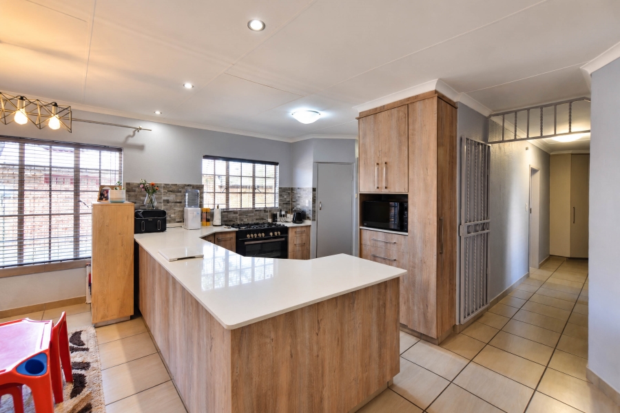 3 Bedroom Property for Sale in Moreleta Park Gauteng