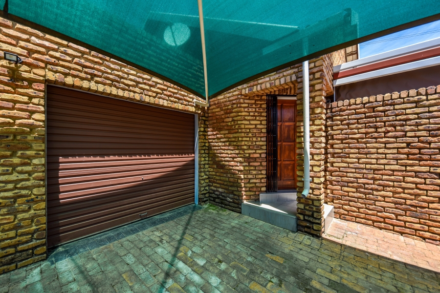 3 Bedroom Property for Sale in Moreleta Park Gauteng