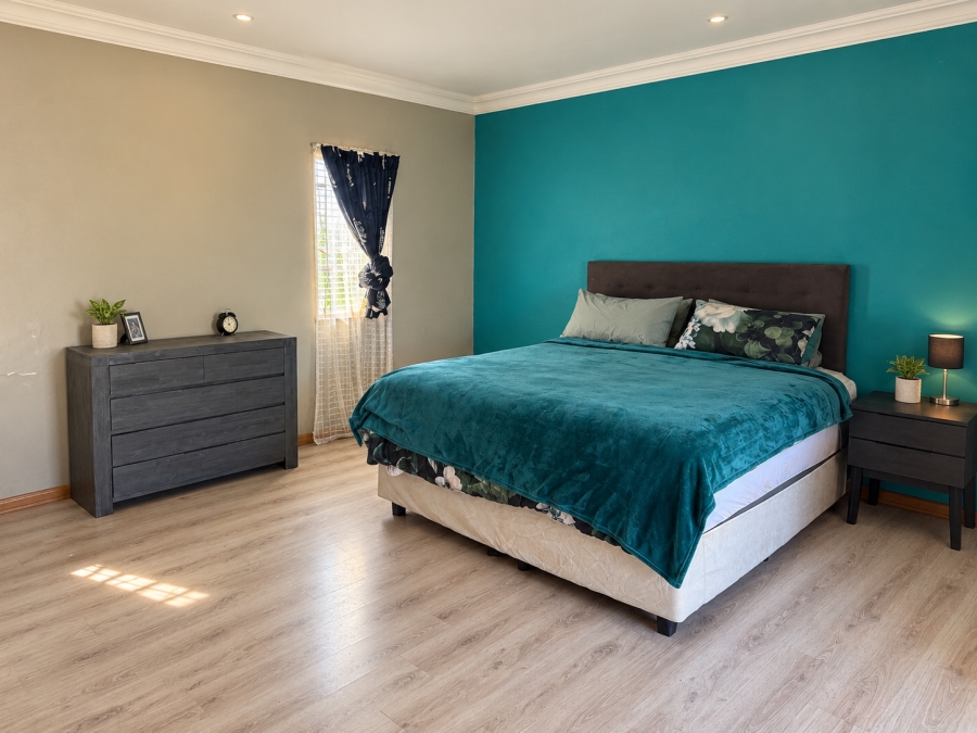 4 Bedroom Property for Sale in Waverley Gauteng