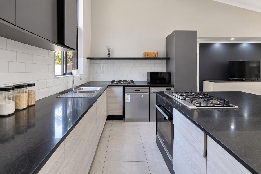 3 Bedroom Property for Sale in Newlands Gauteng