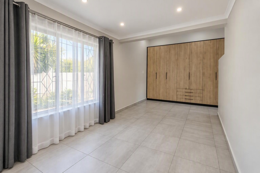 3 Bedroom Property for Sale in Newlands Gauteng