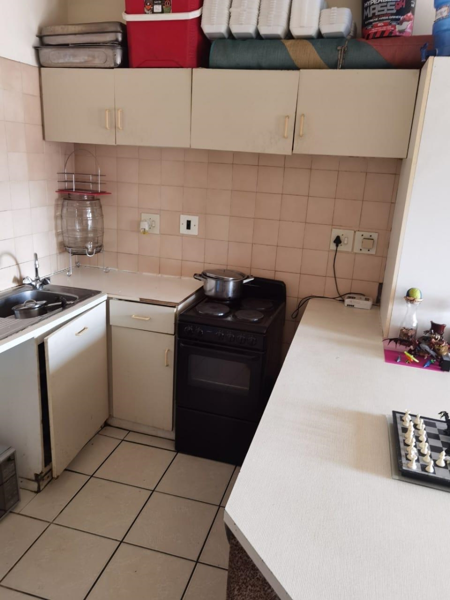 1 Bedroom Property for Sale in Sunnyside Gauteng