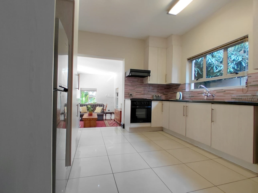 To Let 1 Bedroom Property for Rent in Groenkloof Gauteng