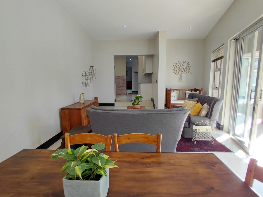 To Let 1 Bedroom Property for Rent in Groenkloof Gauteng