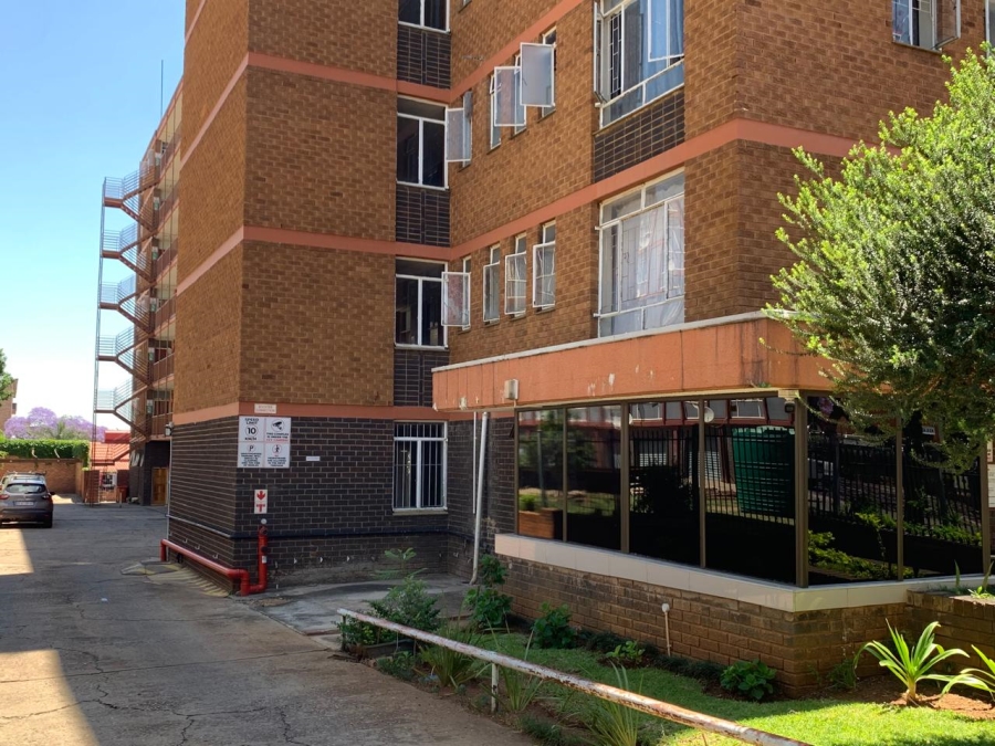 2 Bedroom Property for Sale in Muckleneuk Gauteng