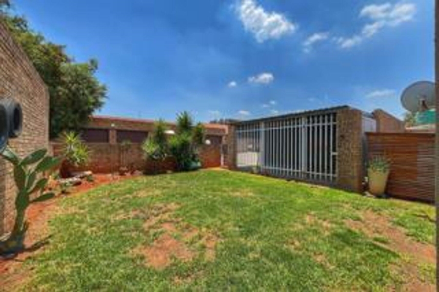 To Let 3 Bedroom Property for Rent in Union Gauteng