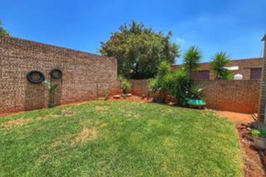 To Let 3 Bedroom Property for Rent in Union Gauteng