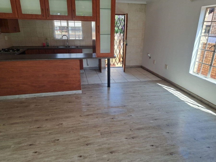 To Let 3 Bedroom Property for Rent in Union Gauteng