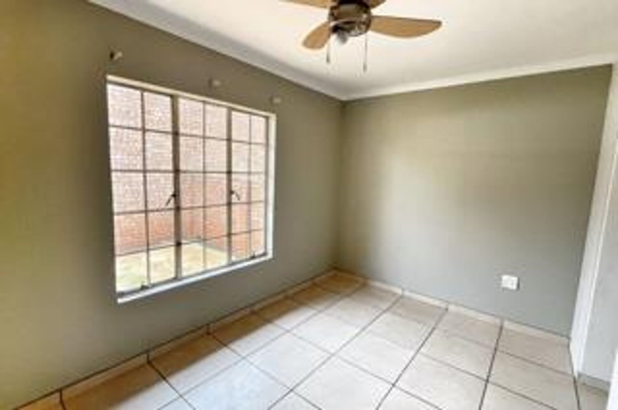 To Let 3 Bedroom Property for Rent in Union Gauteng