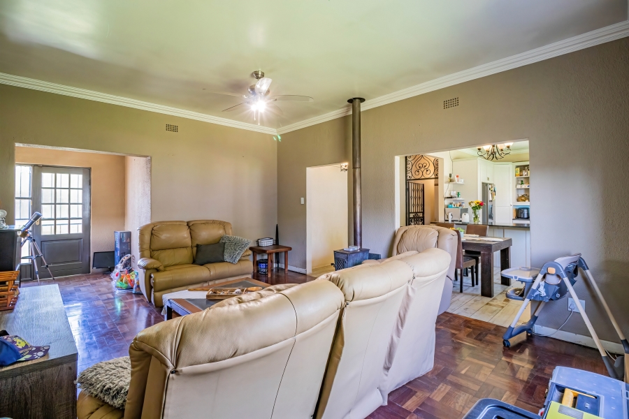 3 Bedroom Property for Sale in Edenvale Central Gauteng