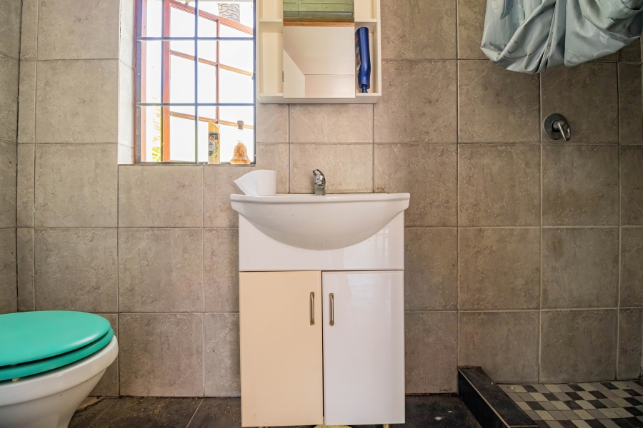 3 Bedroom Property for Sale in Edenvale Central Gauteng