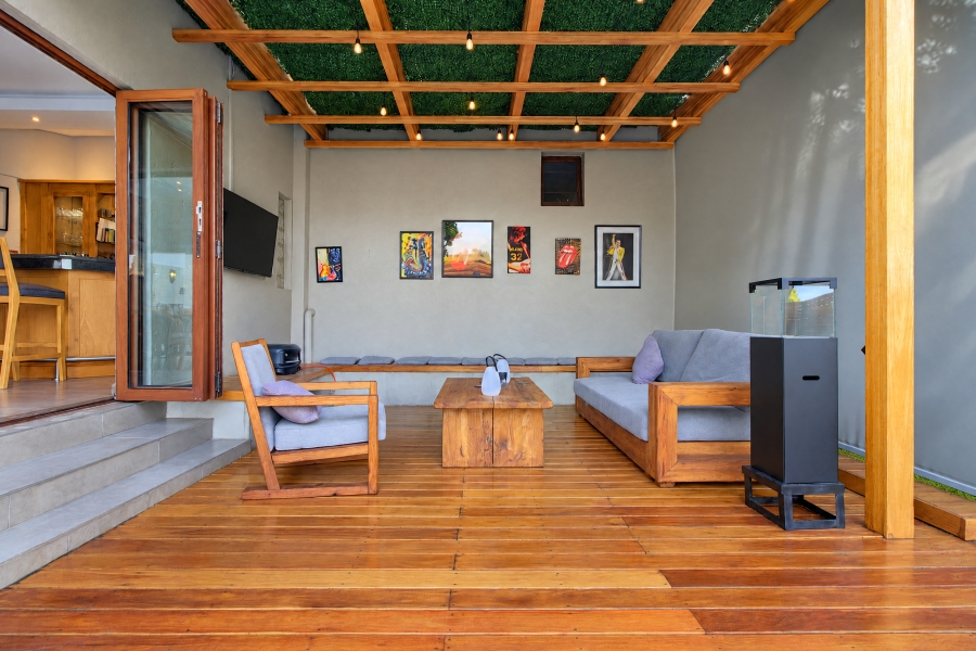 4 Bedroom Property for Sale in Lonehill Gauteng