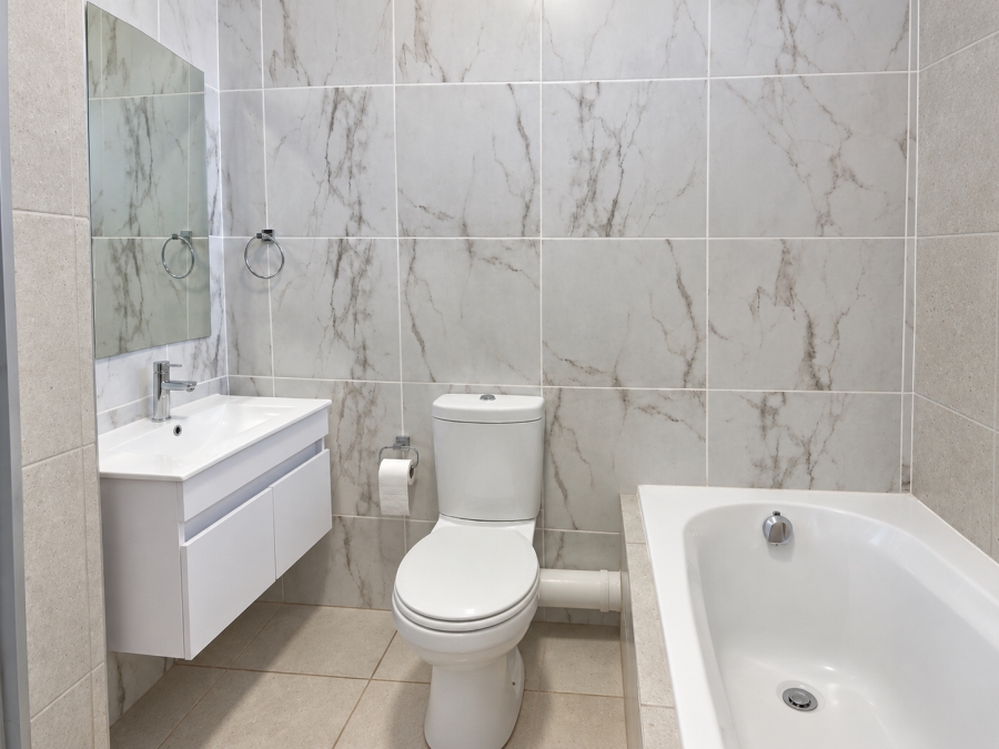 2 Bedroom Property for Sale in Waterfall Gauteng