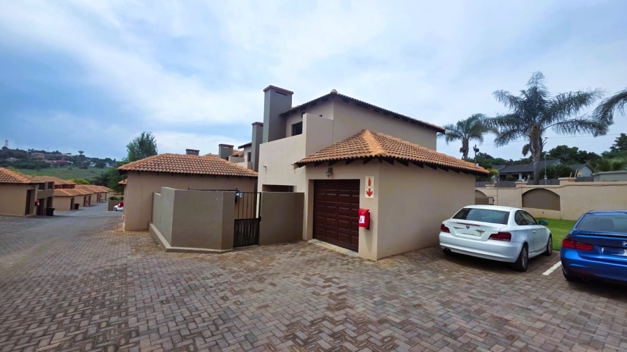 2 Bedroom Property for Sale in Noordheuwel Gauteng