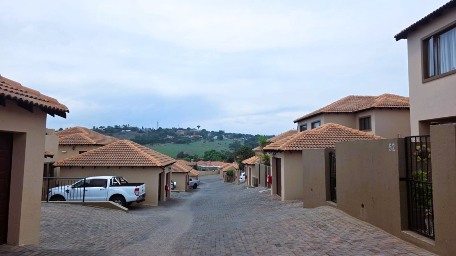 2 Bedroom Property for Sale in Noordheuwel Gauteng