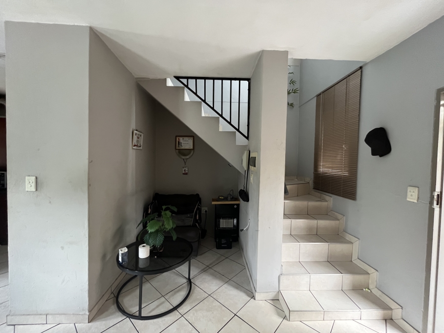 2 Bedroom Property for Sale in North Riding Gauteng