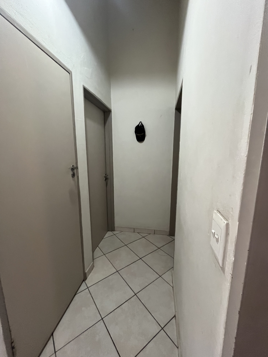 2 Bedroom Property for Sale in North Riding Gauteng