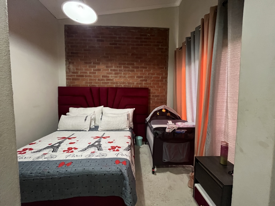 2 Bedroom Property for Sale in North Riding Gauteng