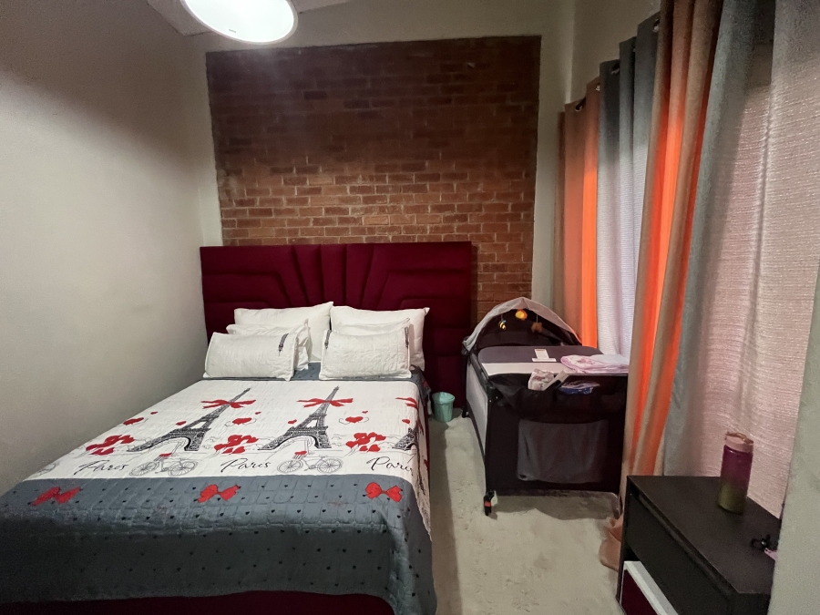 2 Bedroom Property for Sale in North Riding Gauteng