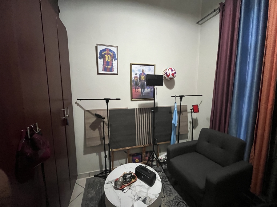 2 Bedroom Property for Sale in North Riding Gauteng