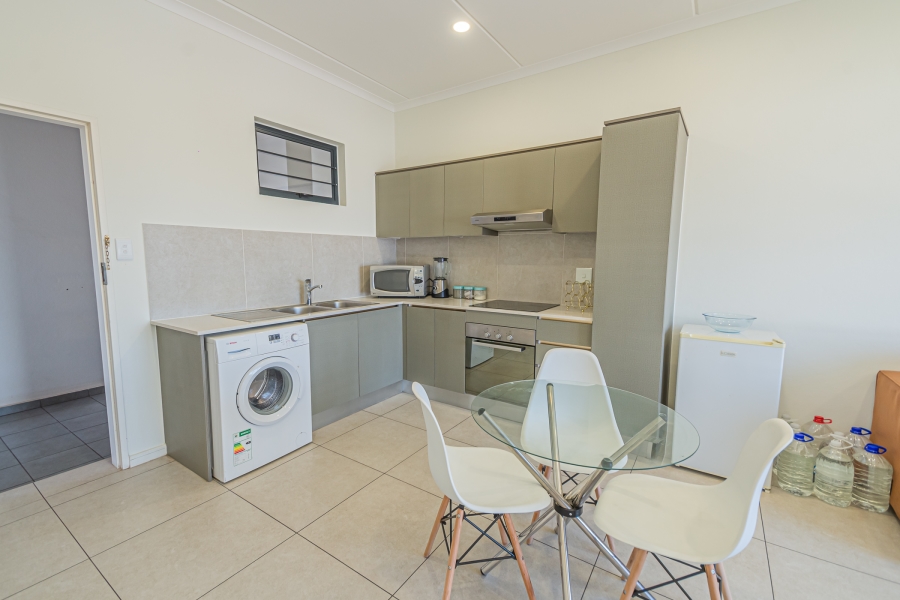 To Let 1 Bedroom Property for Rent in Greenstone Hill Gauteng