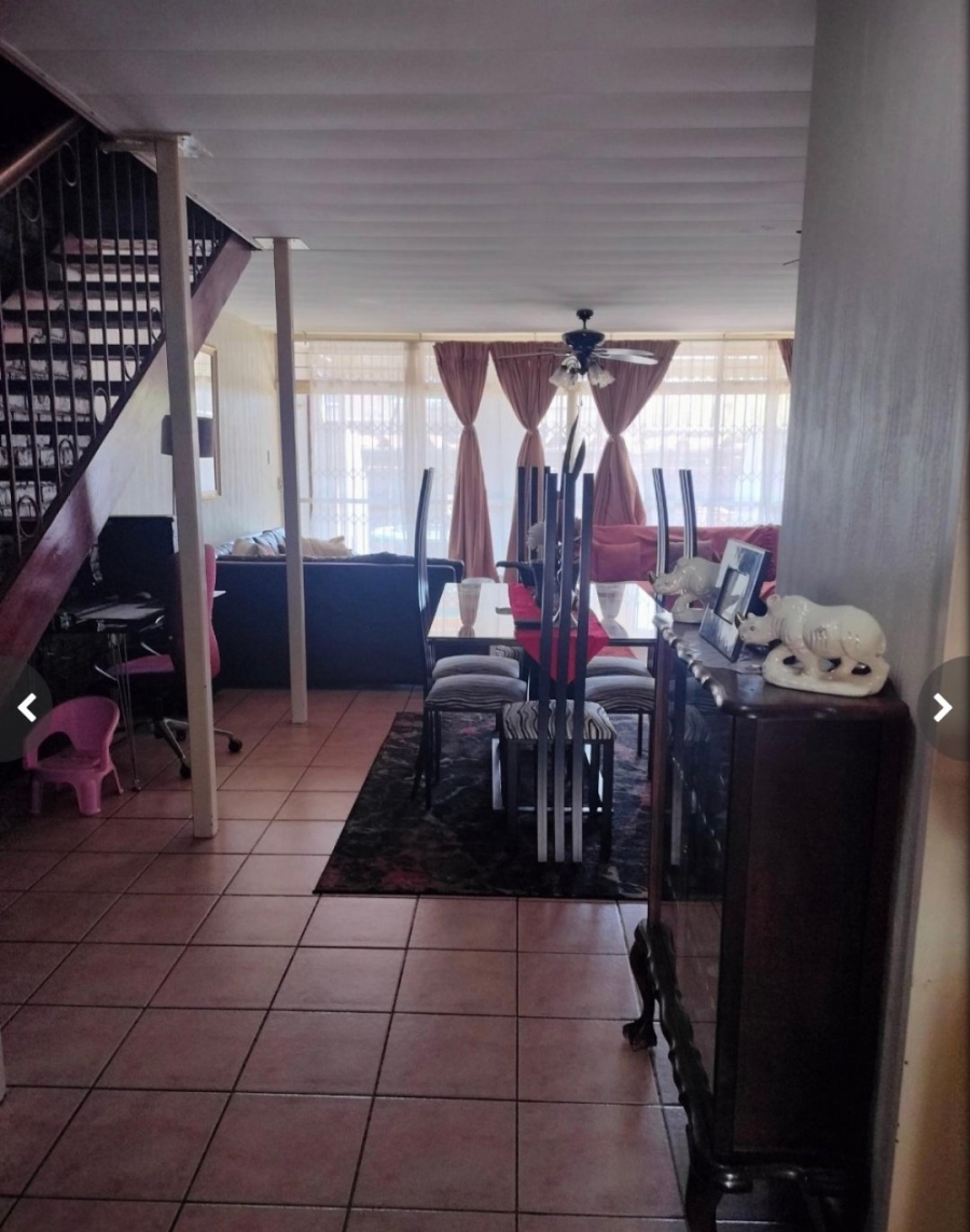 3 Bedroom Property for Sale in Sinoville Gauteng