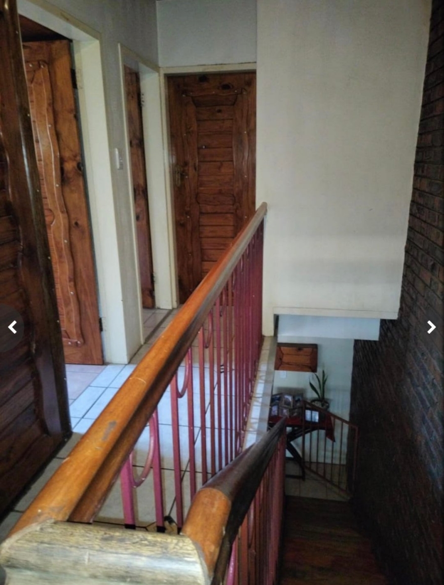 3 Bedroom Property for Sale in Sinoville Gauteng