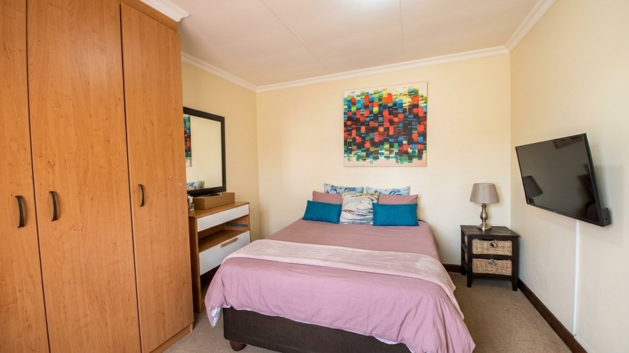 2 Bedroom Property for Sale in Montana Tuine Gauteng