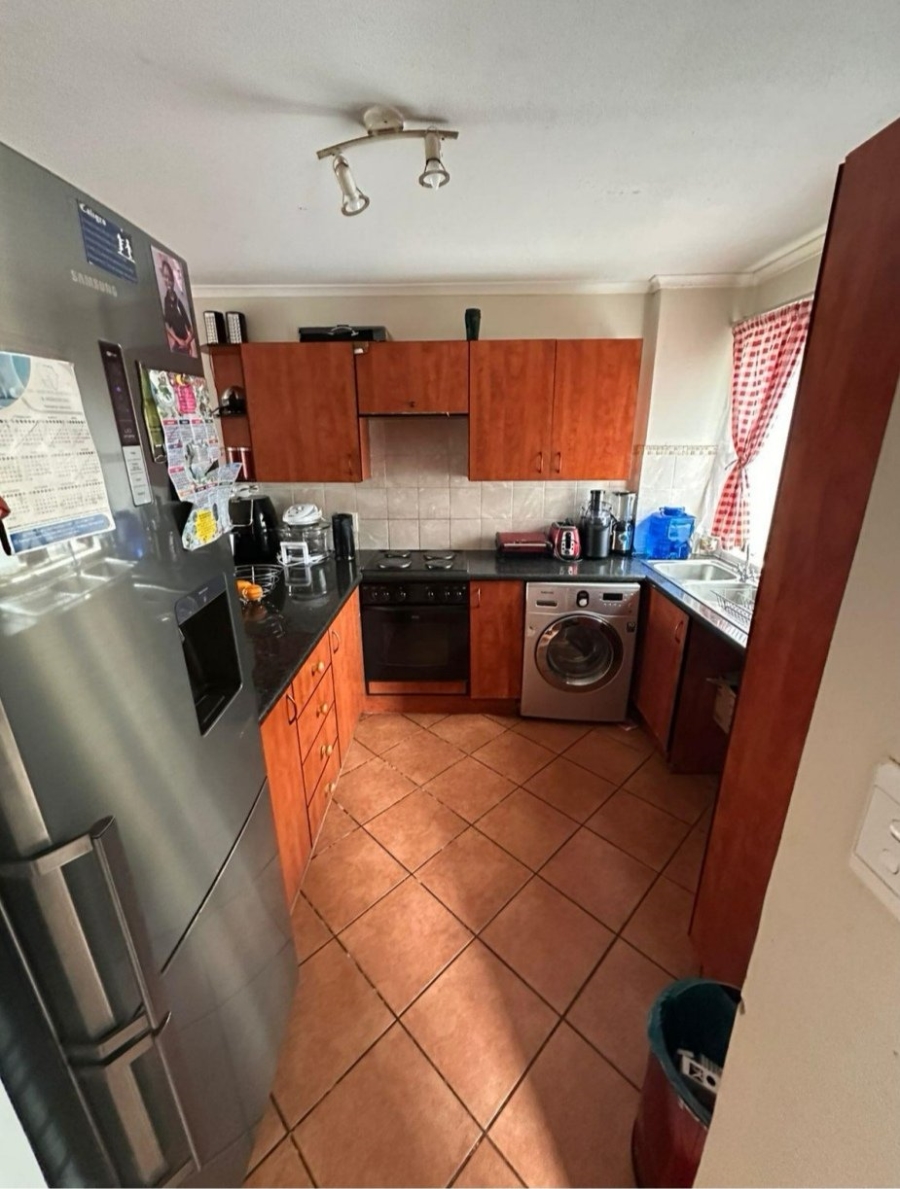 2 Bedroom Property for Sale in Montana Tuine Gauteng