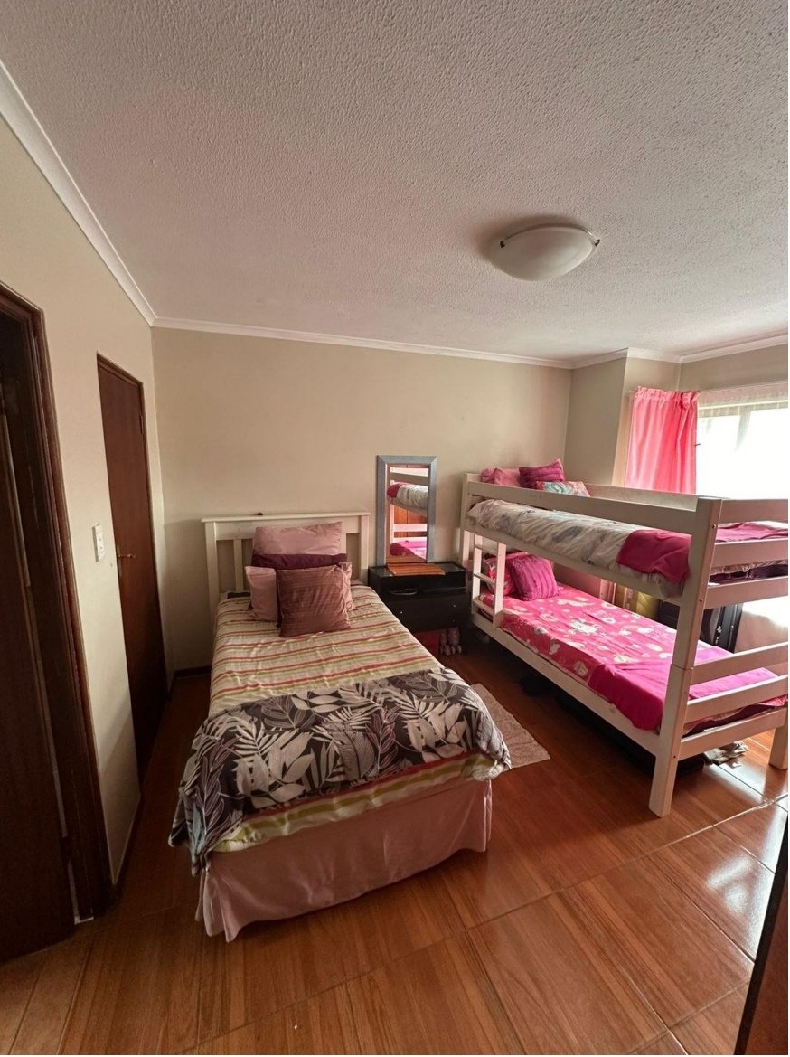 2 Bedroom Property for Sale in Montana Tuine Gauteng