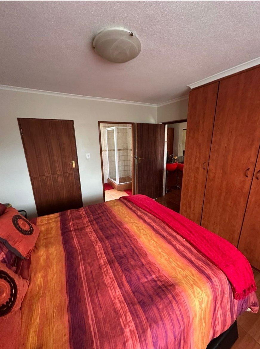 2 Bedroom Property for Sale in Montana Tuine Gauteng