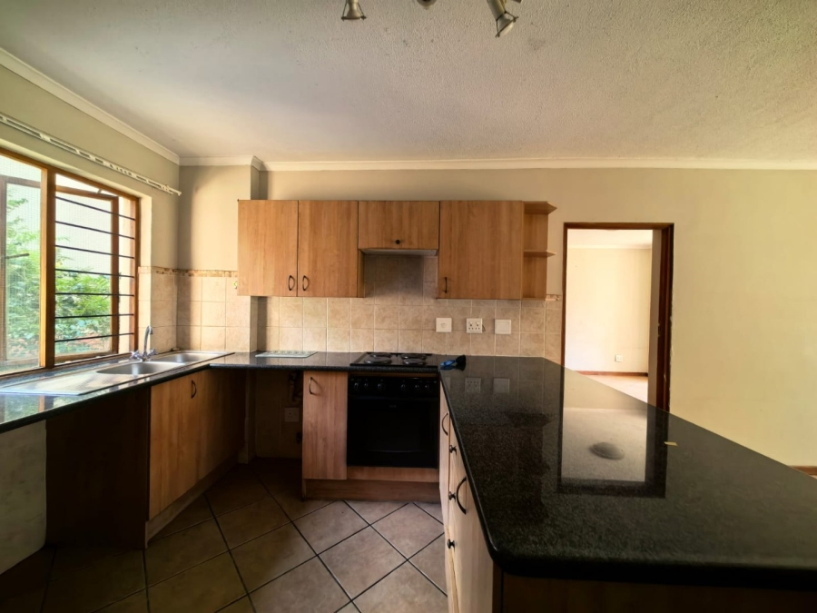 2 Bedroom Property for Sale in Montana Tuine Gauteng