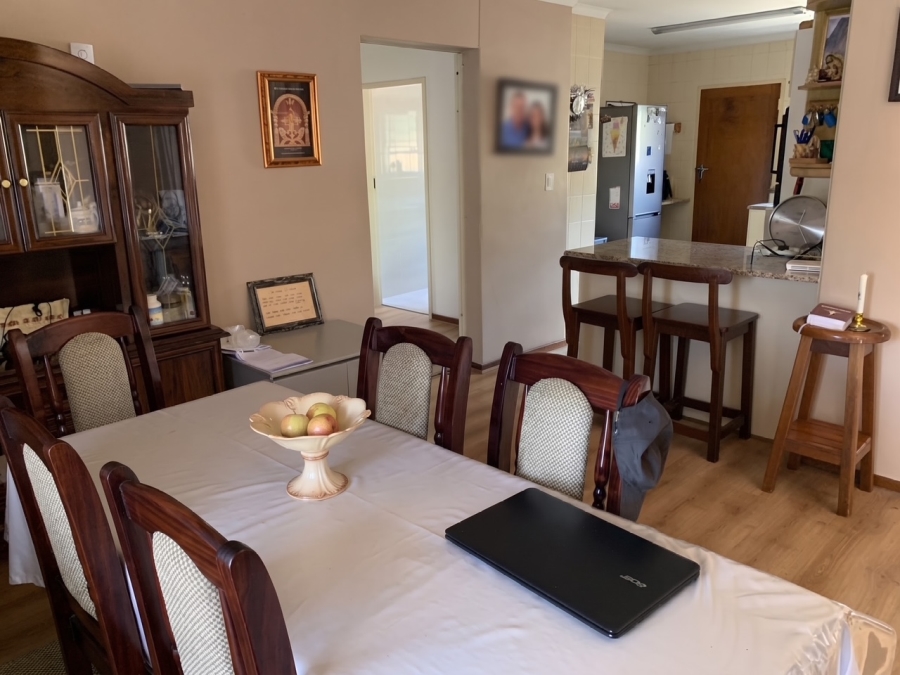 3 Bedroom Property for Sale in Die Wilgers Gauteng