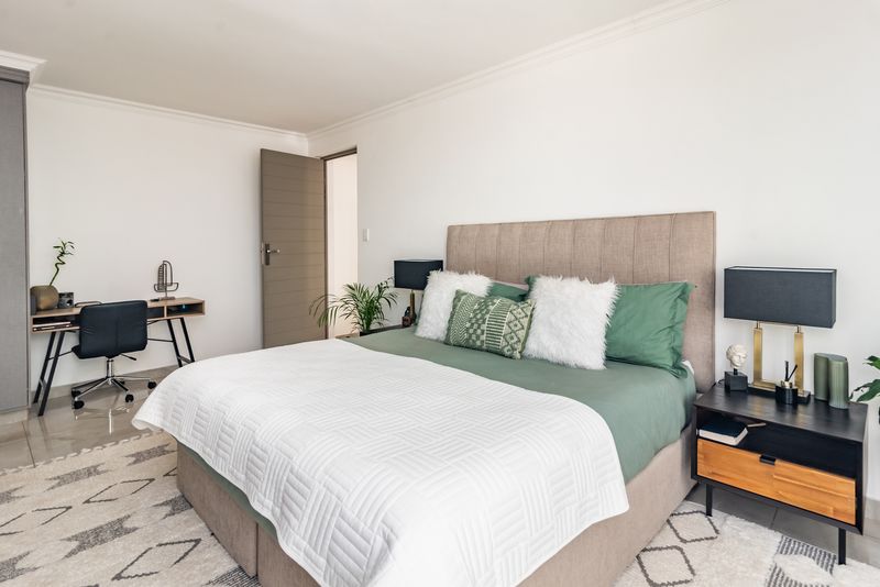 To Let 4 Bedroom Property for Rent in Homes Haven Gauteng