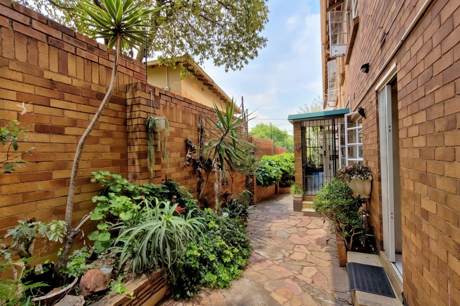 2 Bedroom Property for Sale in Primrose Hill Gauteng