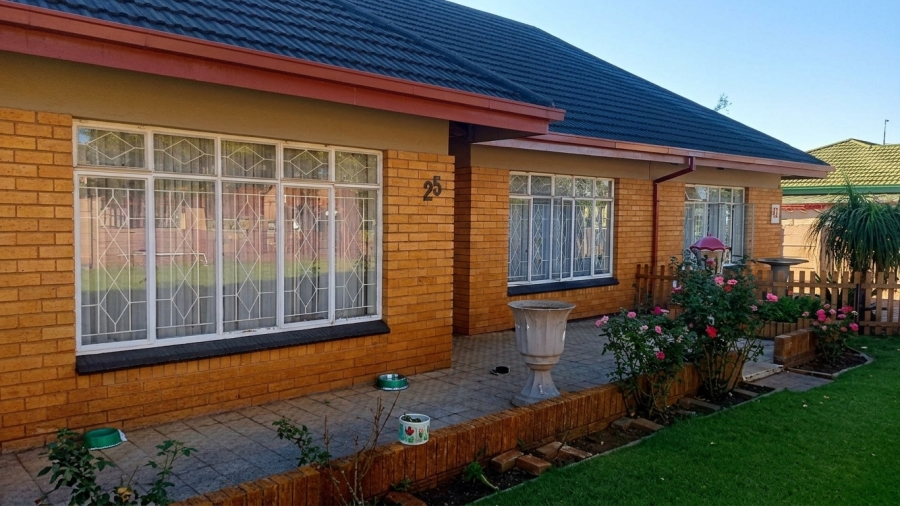 3 Bedroom Property for Sale in Kempton Park Ext 4 Gauteng