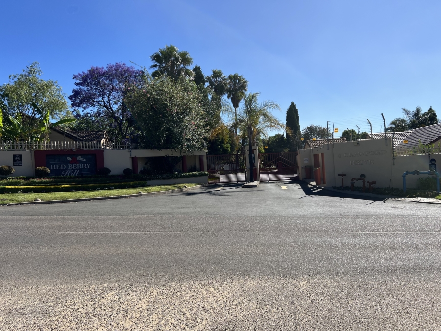 3 Bedroom Property for Sale in Norscot Gauteng