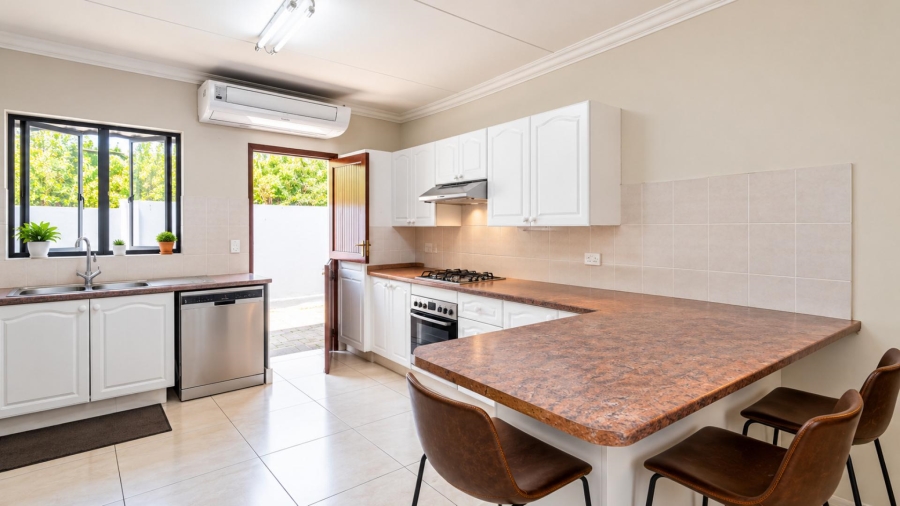 3 Bedroom Property for Sale in Norscot Gauteng