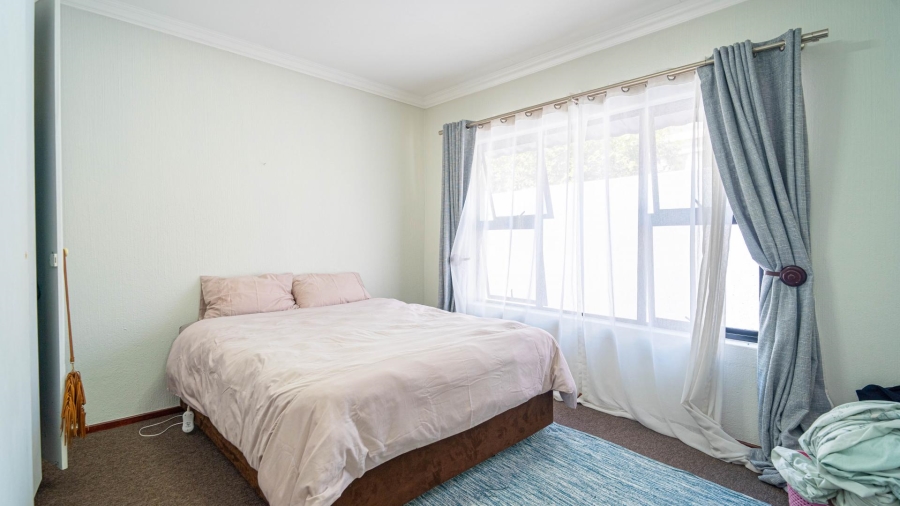 3 Bedroom Property for Sale in Norscot Gauteng