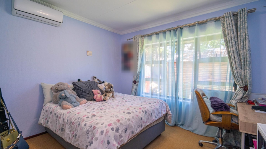 3 Bedroom Property for Sale in Norscot Gauteng