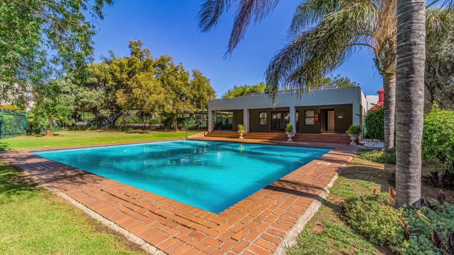 2 Bedroom Property for Sale in Marais Steyn Park Gauteng